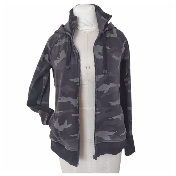 ATHLETA Camo Hoodie Jacket Size M Gorpcore Black Gray Top Activewear Thumbholes - Picture 1 of 14